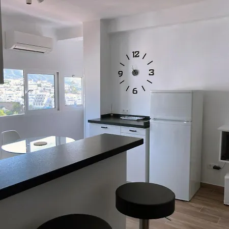 Capri 32 Menyber Appartement Nerja Buitenkant foto